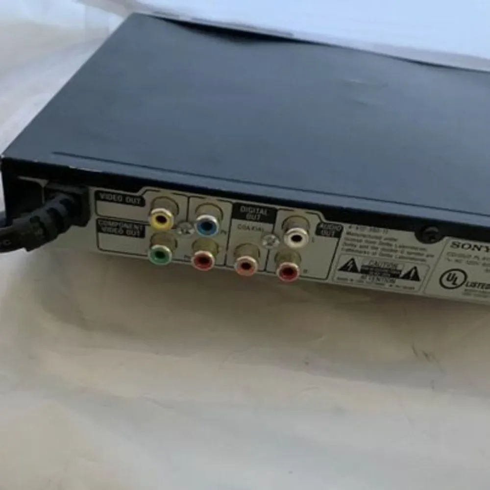 Sony CD/DVD Player Model No. DVP-SR210P No Remote-Tested